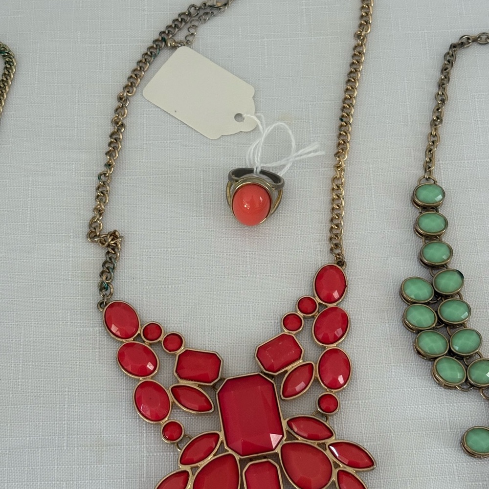Elegant Red Gemstone Necklace and ring